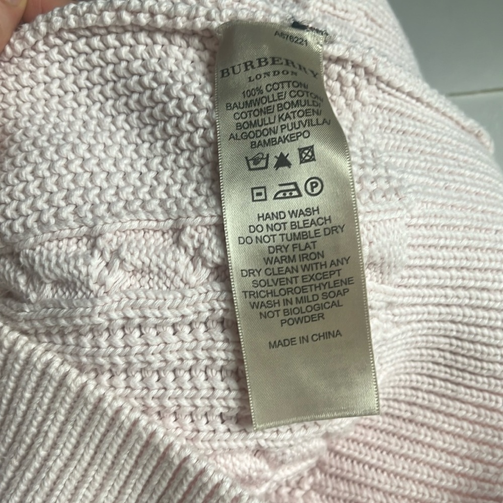 Pink Cable Knit Cropped style Cardigan Sweater - Picture 5 of 10